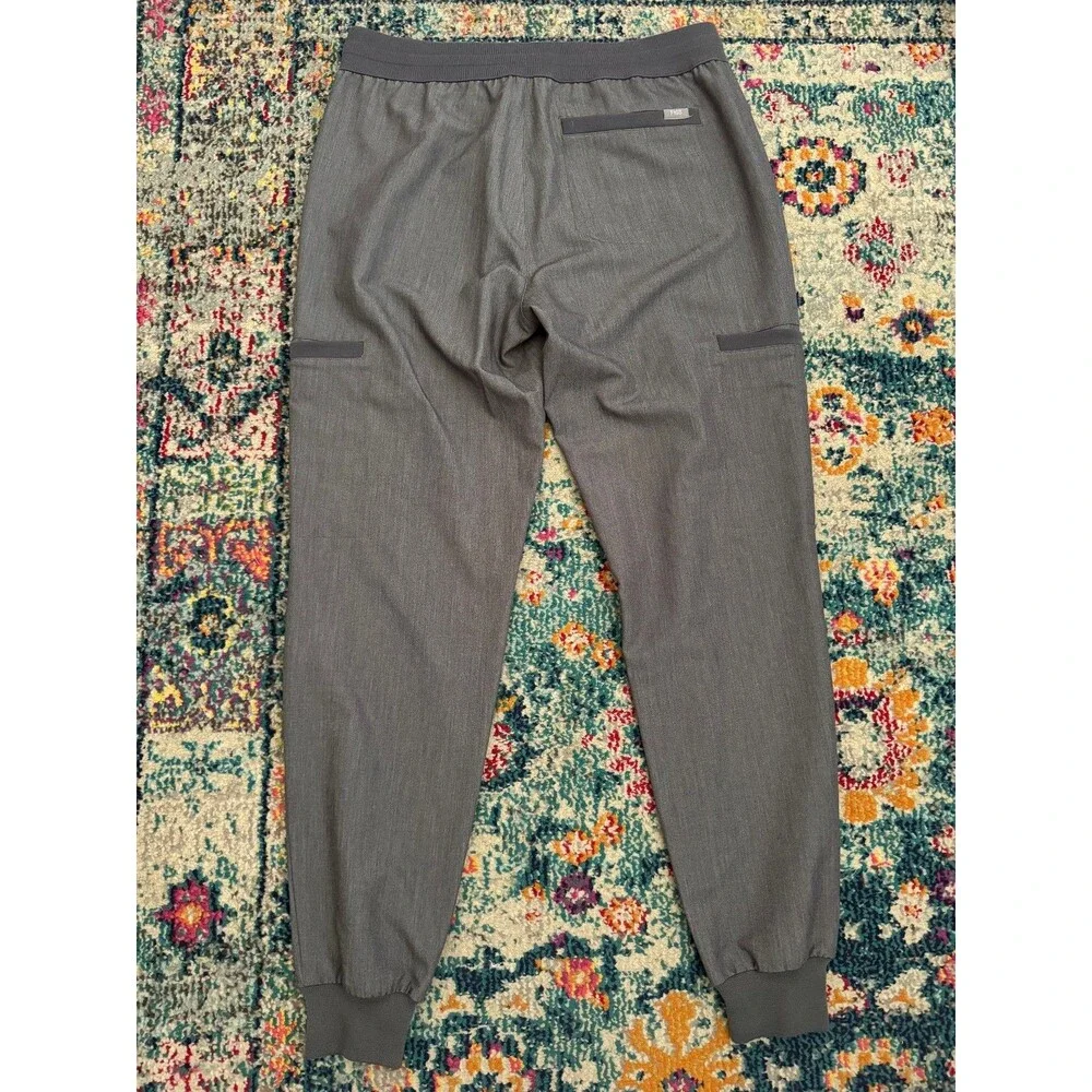FIGS Men’s Tansen Jogger Scrub Pants Gray Size Medium Drawstring PO1570